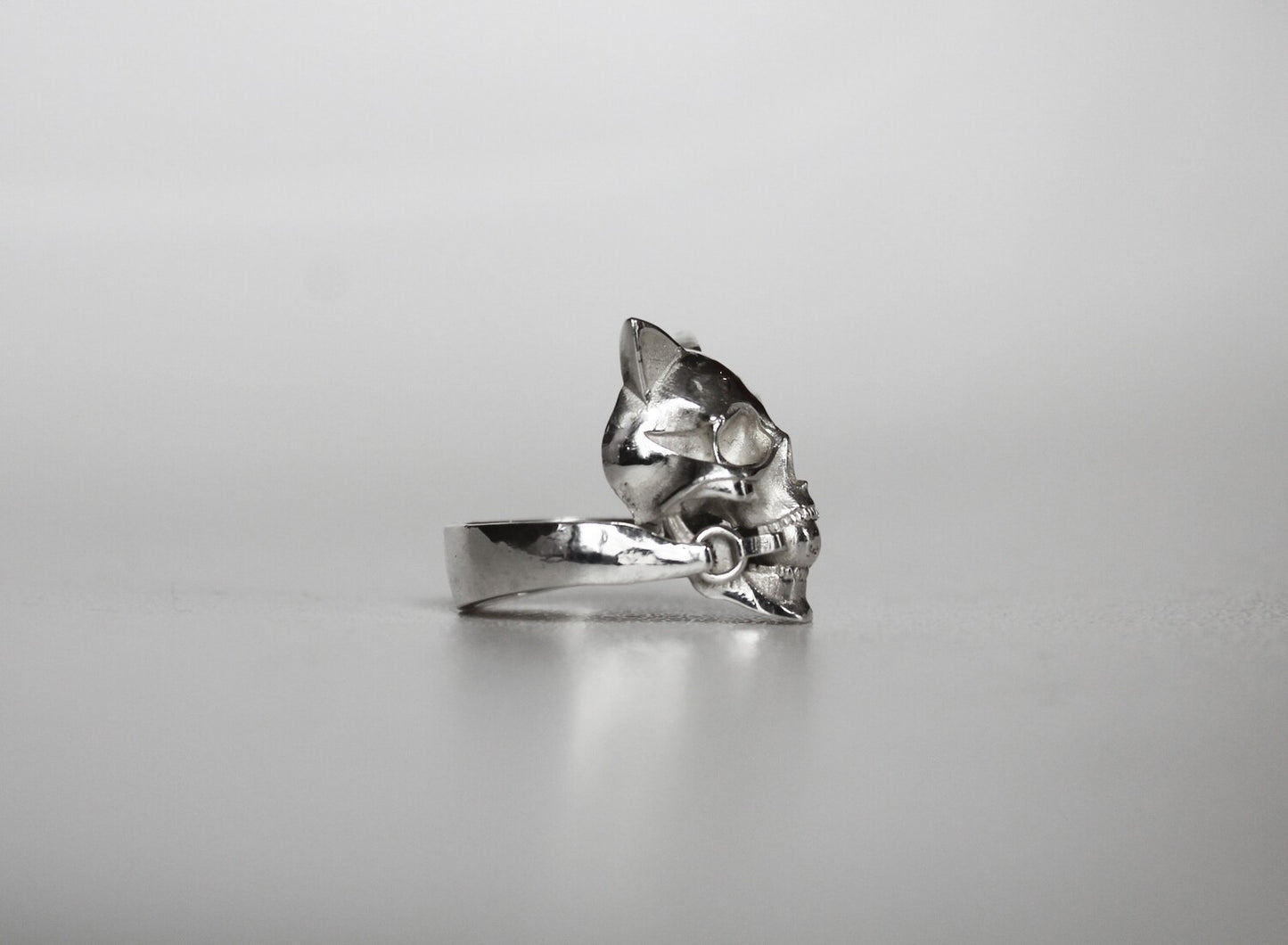 Sexy Kitty Skull Ring