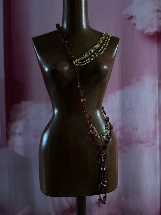 Body Chain / Chaine de Corp